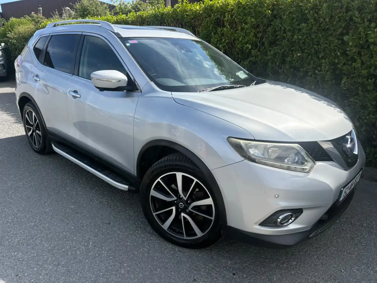 Silver Nissan X-Trail with roof rails, front three-quarter view, at RS Motors, Clonakilty